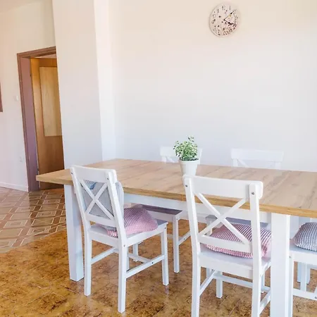 Sobe Kaki In Kivi * Izola