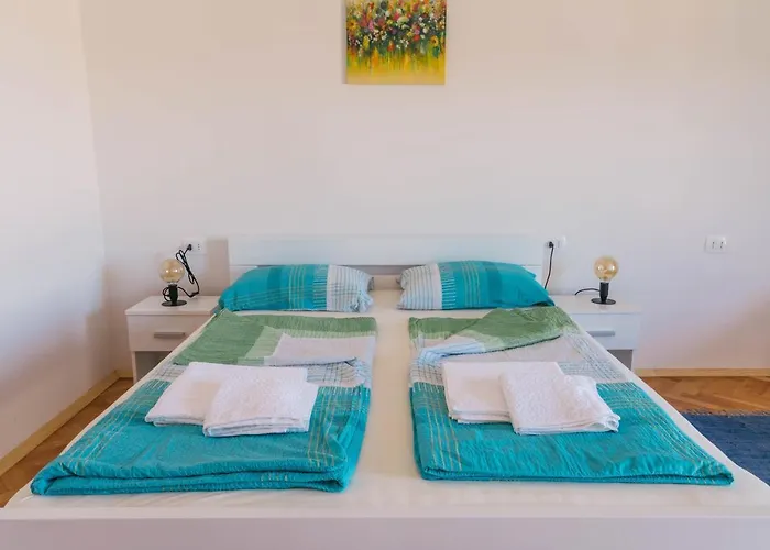 Hostel Sobe Kaki In Kivi