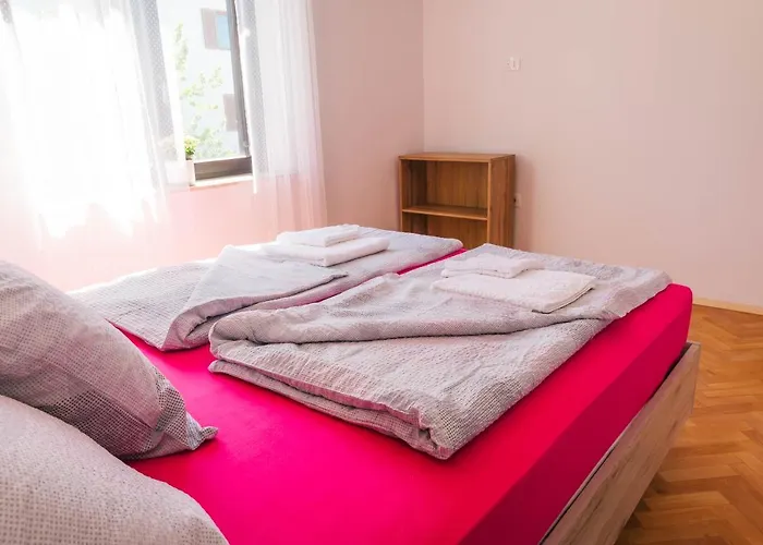 Sobe Kaki In Kivi Hostel *